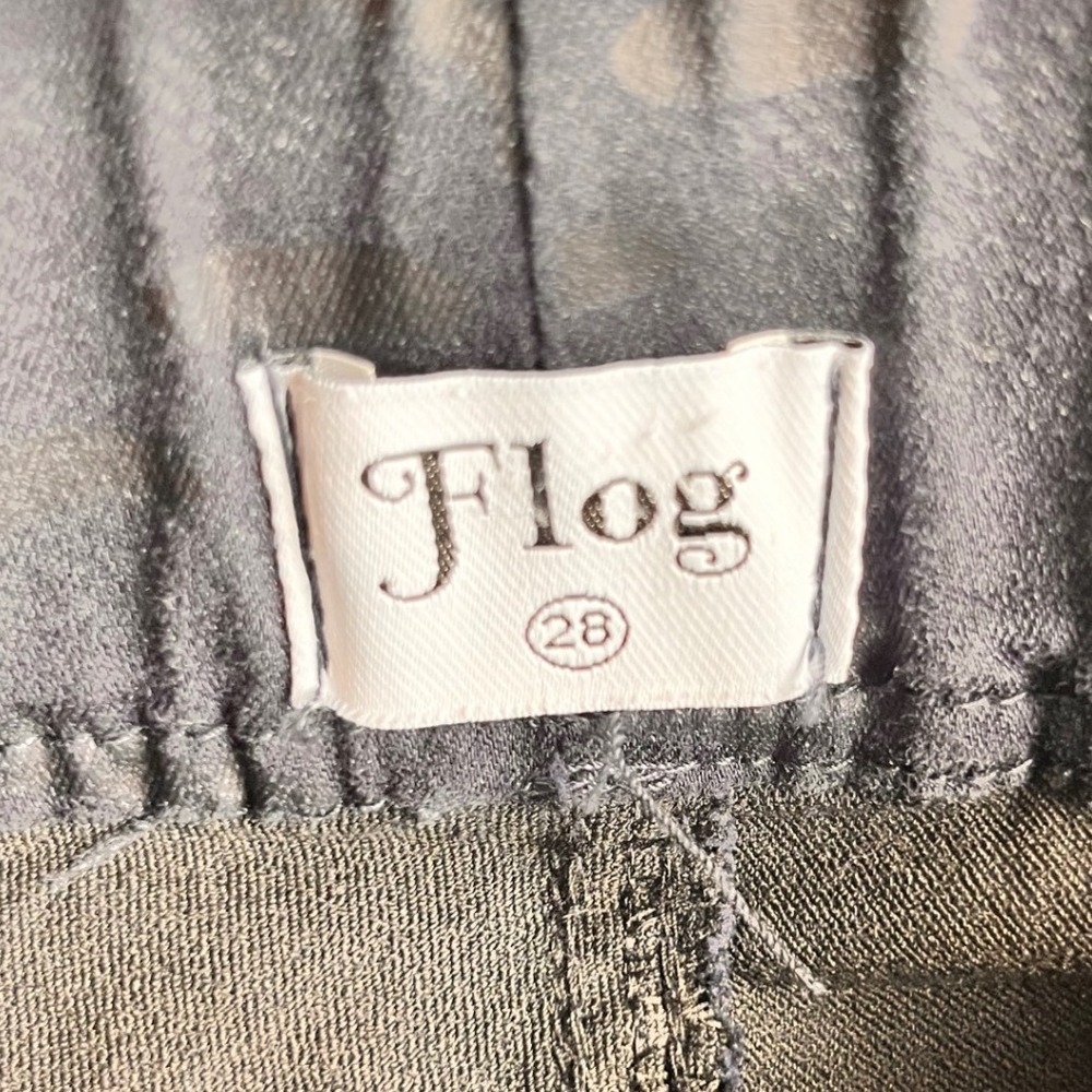 Bevy Flog Women Camo Cargo Jogger Pants Navy Blue Stretch Size 28 Made in Israel - Picture 3 of 7